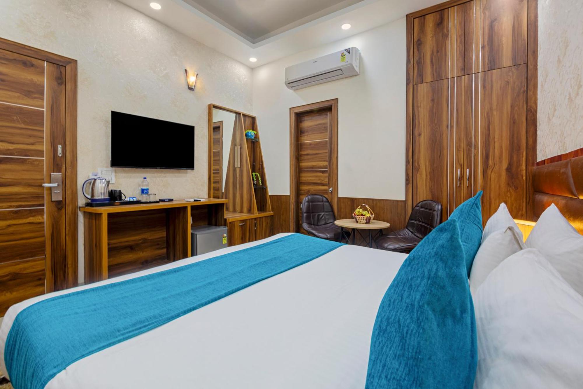 Shree Jee Hotel - Nit Faridabad Luaran gambar